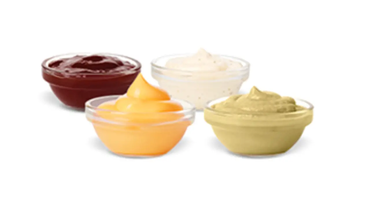 What Are The Sauces At Subway In 2022? [Full List + FAQs] BStrategy