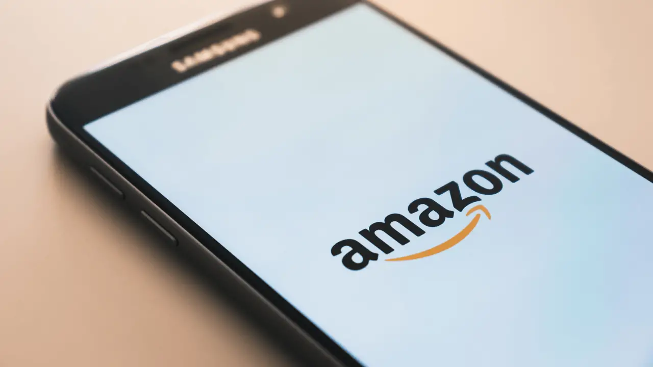 Who Owns Amazon? Individual and Institutional Shareholders - BStrategy